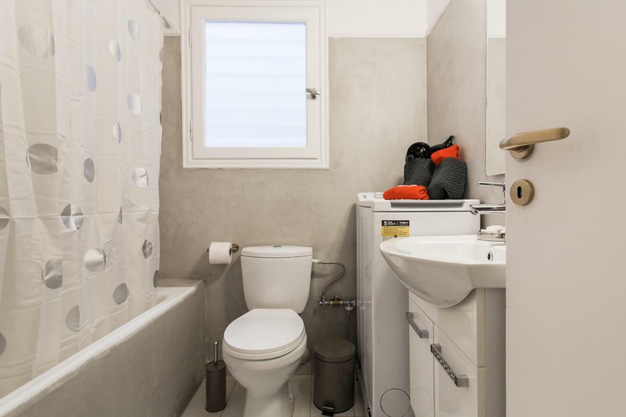 Private Central View Rooms In Apartment Near To Acropolis Metro Station Athens Ngoại thất bức ảnh