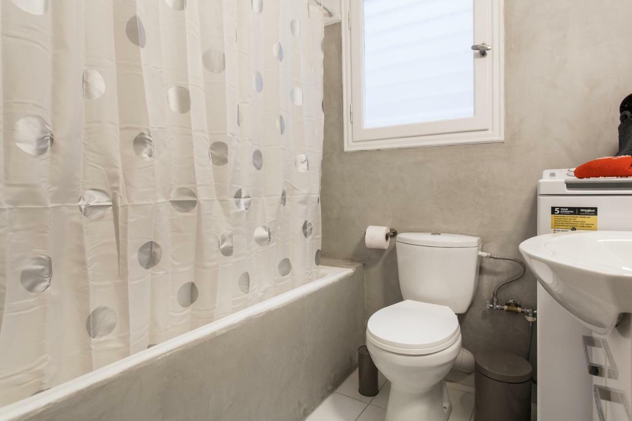 Private Central View Rooms In Apartment Near To Acropolis Metro Station Athens Ngoại thất bức ảnh